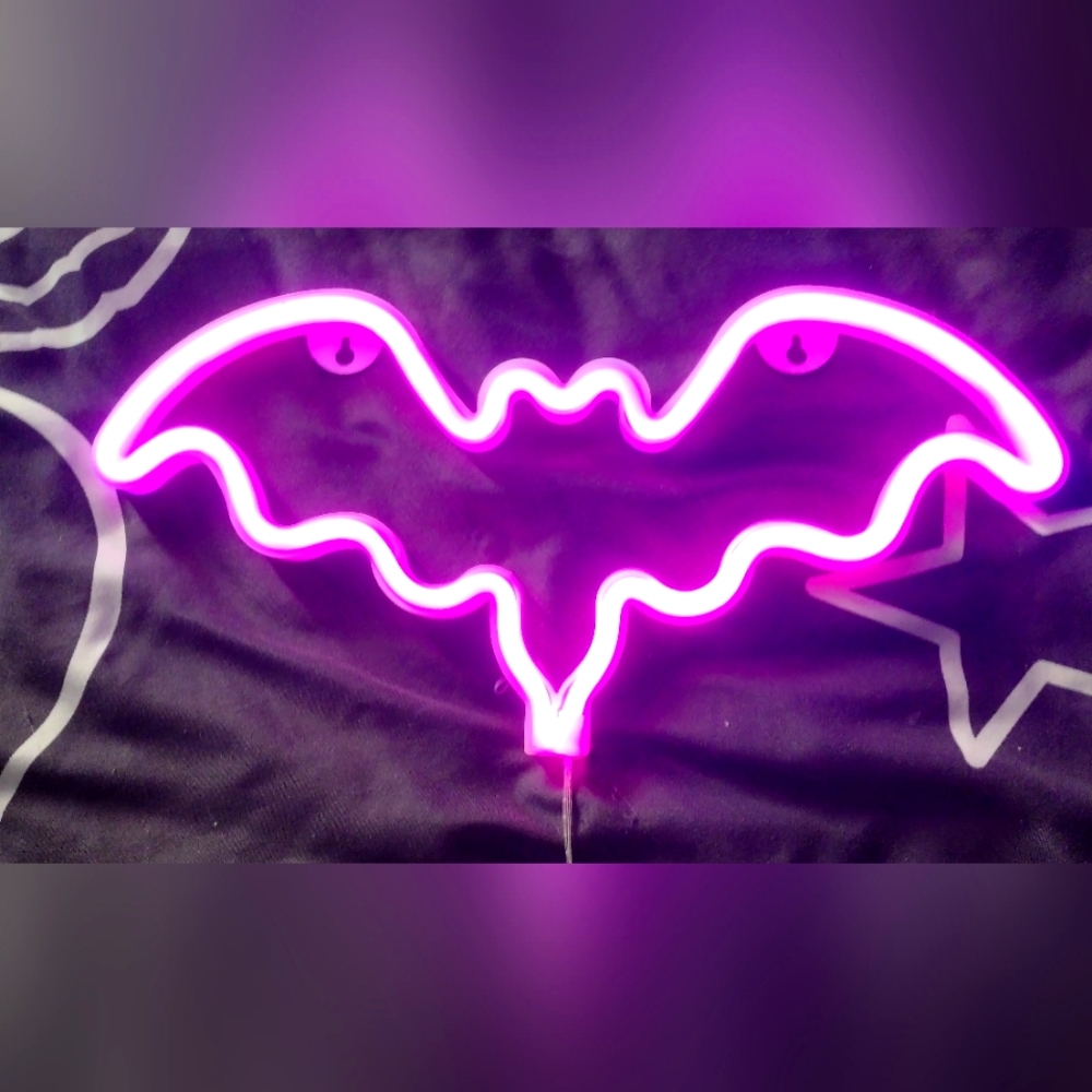 🦇 BAT LIGHT🦇 - Picture 2 of 7